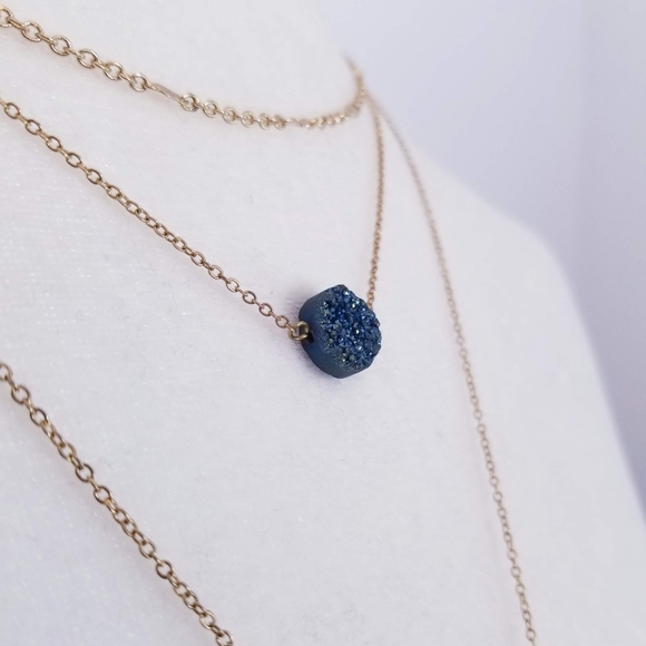 PANACEA Multi-Layered Pendant Necklace - Picture 6 of 8